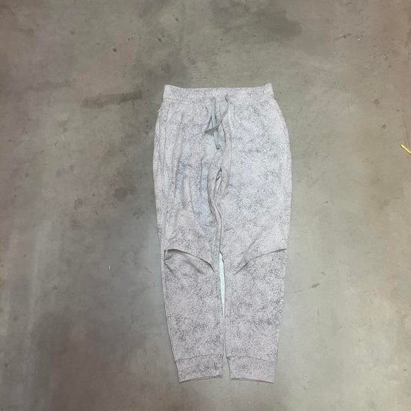 Gymshark men's grey joggers workout performance gym L - Picture 1 of 7